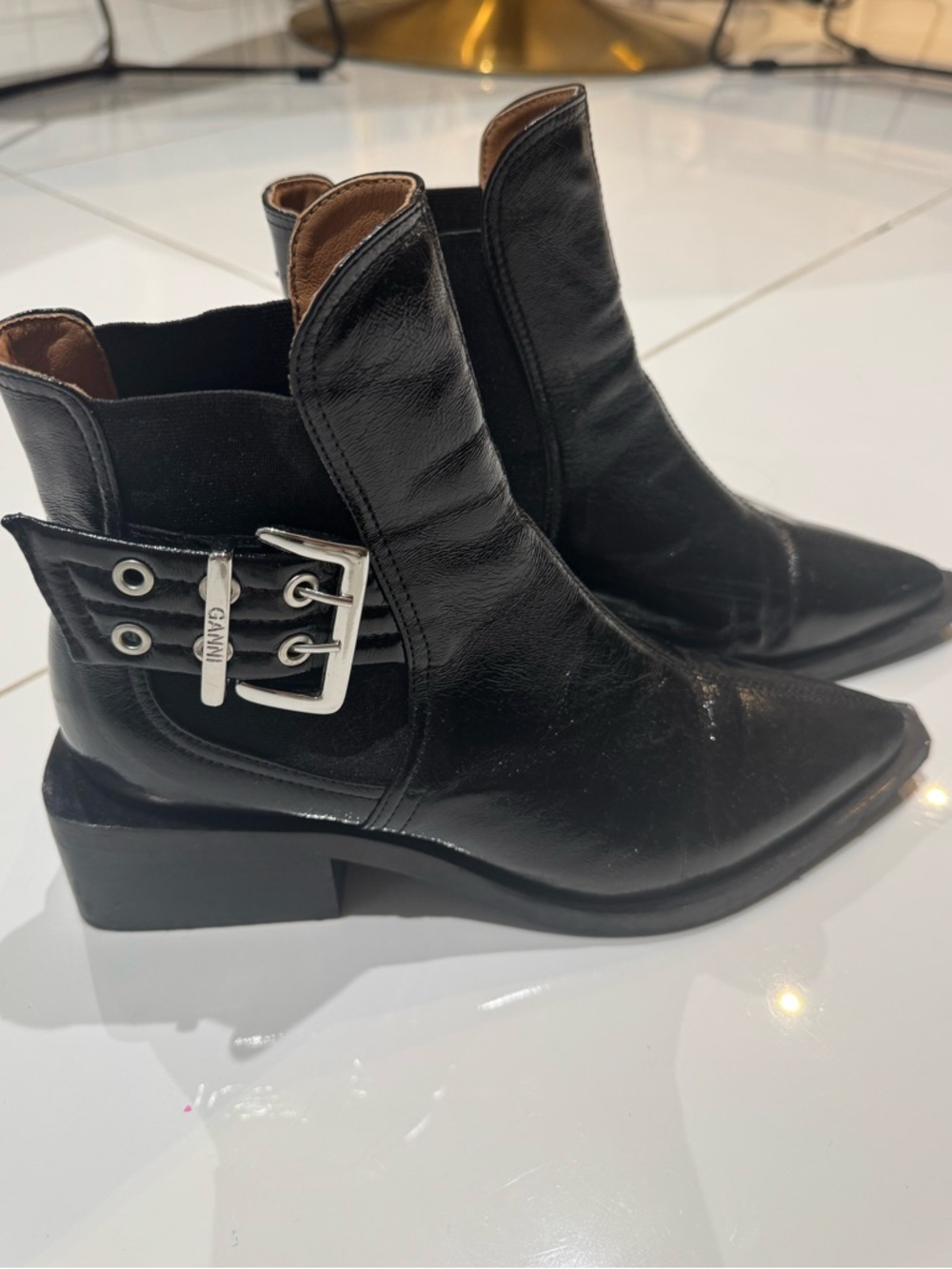 GANNI Black Leather Buckle Chelsea Ankle Boots Pointed Toe Size 39 (US 8.5)